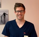 Dr Adam at Dental 22